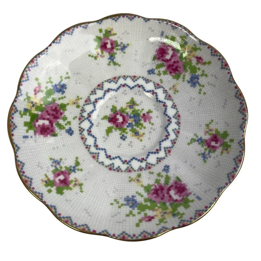Vintage Royal Albert 778676 England Cup Saucer Petit Point Bone China Teacup Set